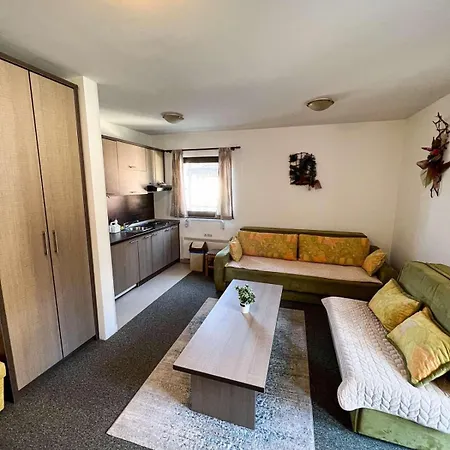 Bella יהורינה